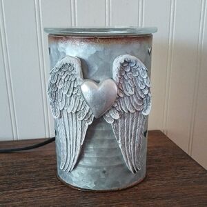 Scentsy Angel Wings Wax Warmer Silvertone Galvanized Metal Heart Cutout Details